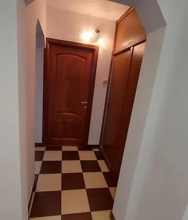 Cosy Close To Center With Parking Lot Apartment