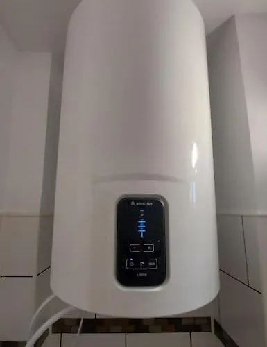 Apartman Authorised 2br Near Citycenter - 1 Parking Lot *