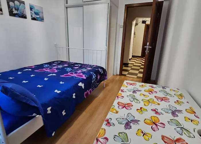 Lejlighed Authorised 2br Near Citycenter - 1 Parking Lot *